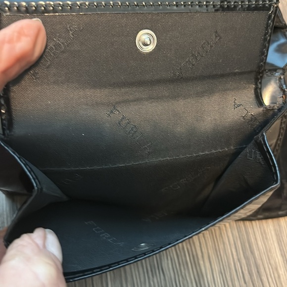 Vintage, Furla Double Snap Wallet, Black Patent Leather, Made In Italy, EUC - Picture 8 of 8